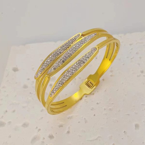 Niche Rose Gold Cold Style Bracelet - Image 7