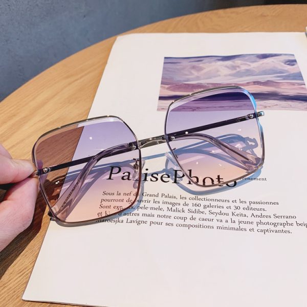 Rimless cut square sunglasses for women - Image 3