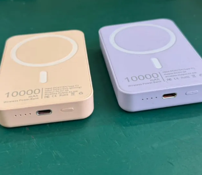 Magnetic Wireless Charger 5000mAh Portable Power Bank for MagSafe and Qi-enabled devices