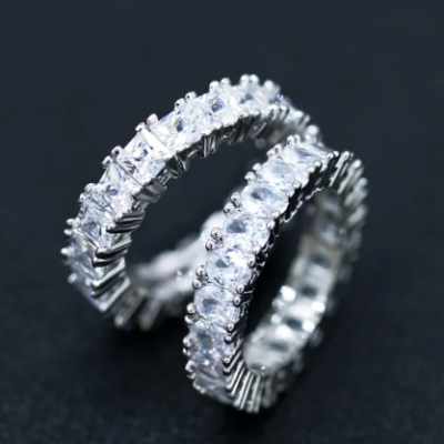 “Luxury Zircon Ring – Elegant high-quality women’s statement jewelry with sparkling zircon stones and 18K gold finish”