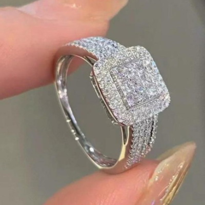 Luxury women’s sterling silver ring with square stone