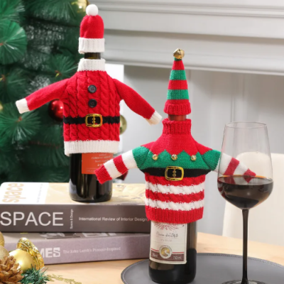 “Knitted Christmas wine bottle cover decoration for holiday dinner table and home décor”