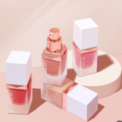 Natural dazzling liquid blush with long-lasting matte finish, silky and delicate texture for natural daily makeup