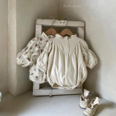 Baby girl triangle print romper