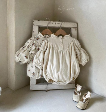 Baby girl triangle print romper