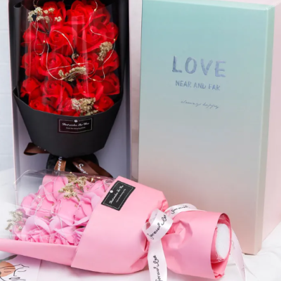 Love Bouquet Gift Box