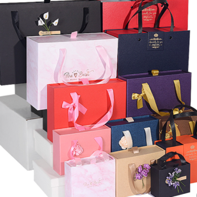 Custom gift box for wedding and Valentine