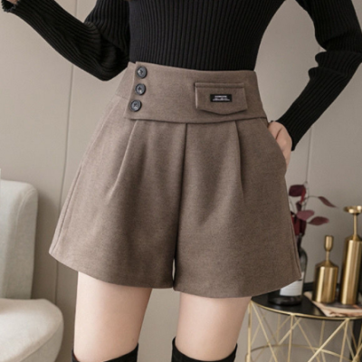 Women’s Casual Thickened Wool Shorts