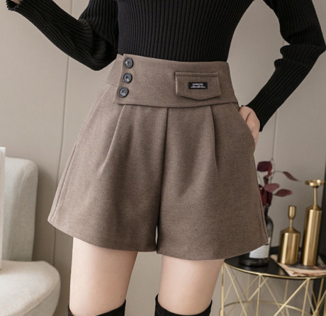 Women’s Casual Thickened Wool Shorts