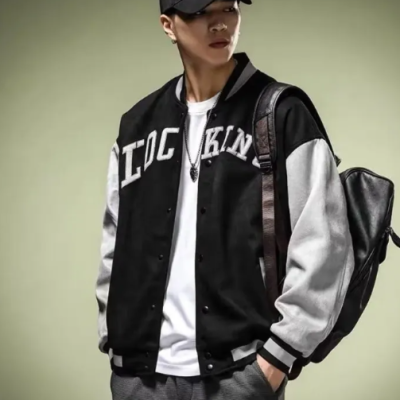wearing Korean style loose pilot American casual jacket with oversized streetwear fashion look