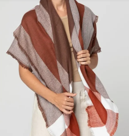 Deep white oversized large grid women’s fall and winter scarf styled with cozy neutral outfit