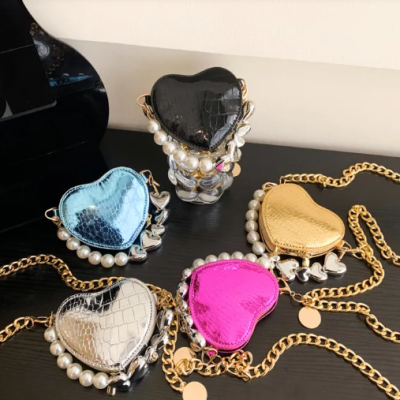 Cute heart shaped pearl handbag