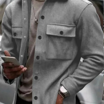Men's casual slim fit jacket featuring modern style
